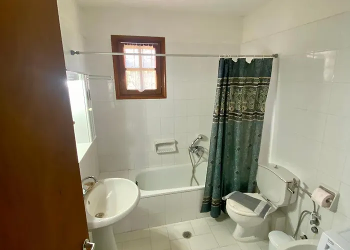 Konak Sarti Apartamento Sárti